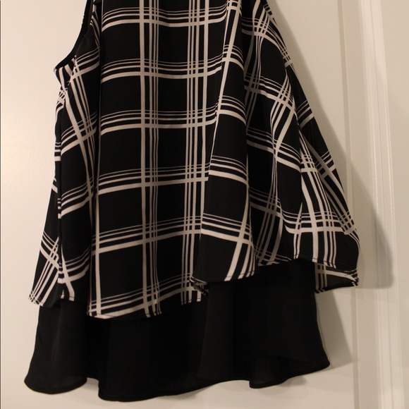 NWT Design Lab Striped Top - Picture 1 of 3